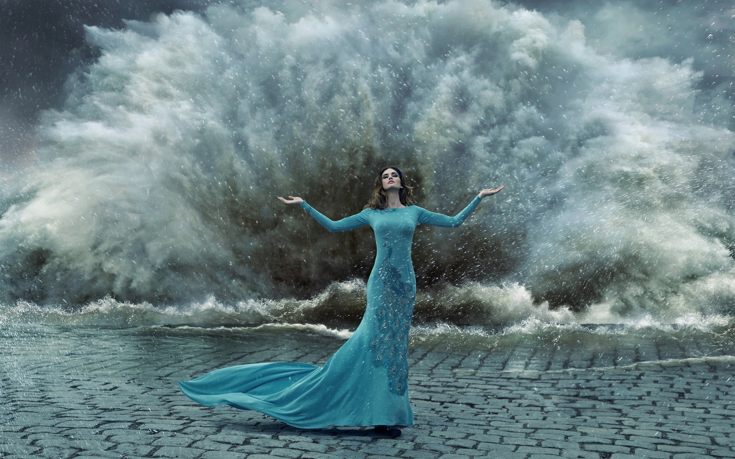 Blue-peacock-dress-girl-gesture-storm-water-splash_2560x1600.jpg
