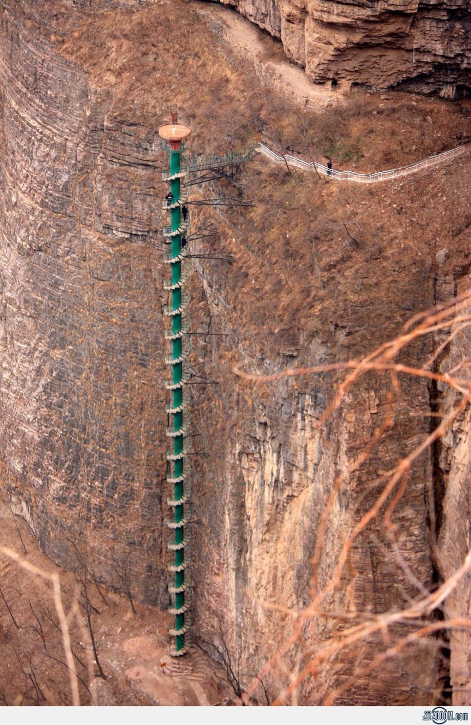 piral Staircase in Taihang Mountains - 중국.jpg